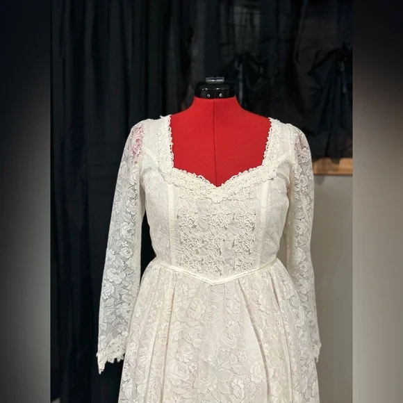 1970s Vintage Gunne Sax Wedding Dress Romantic Renaissance Bridal Collection - Picture 1 of 9
